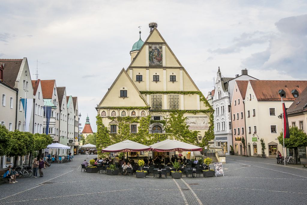 Rathaus am Marktplatz in Weiden in der Oberpfalz